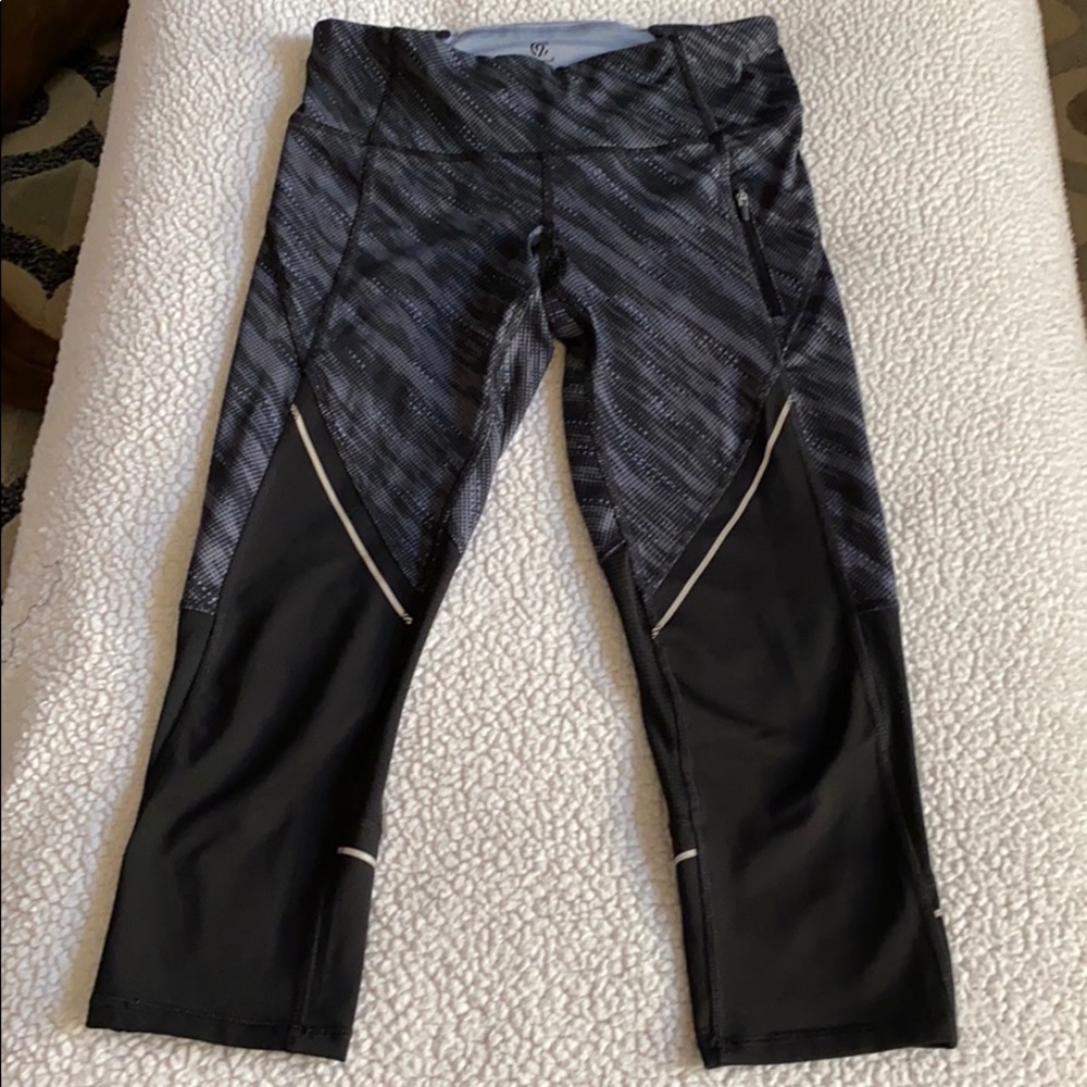 Champion workout capris size small